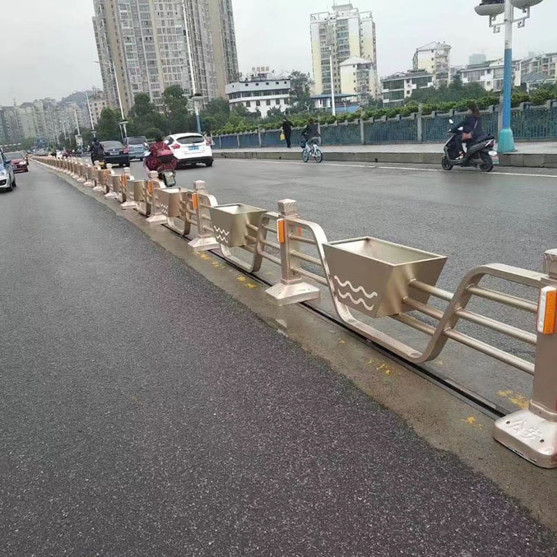 道路護(hù)欄